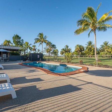 Kinka Palms Motel Yeppoon Ngoại thất bức ảnh