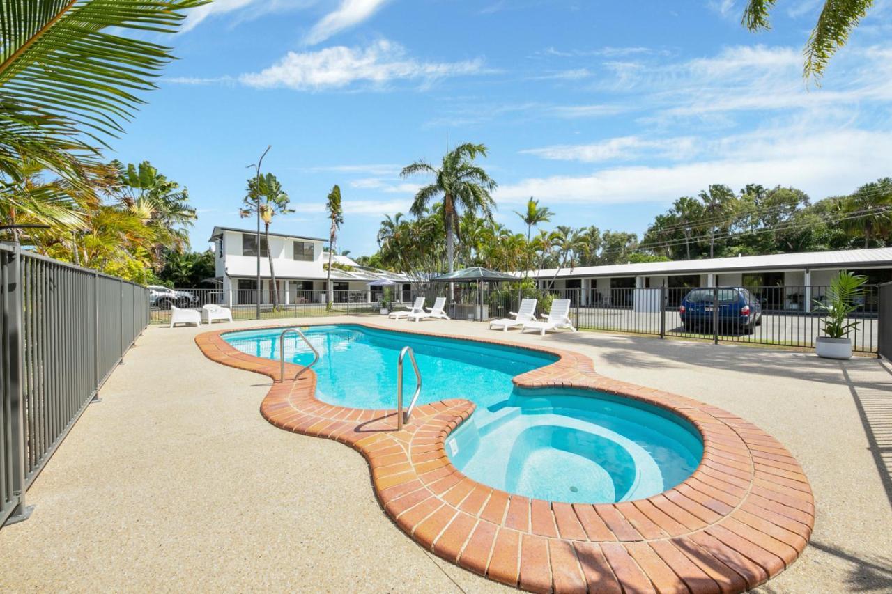 Kinka Palms Motel Yeppoon Ngoại thất bức ảnh