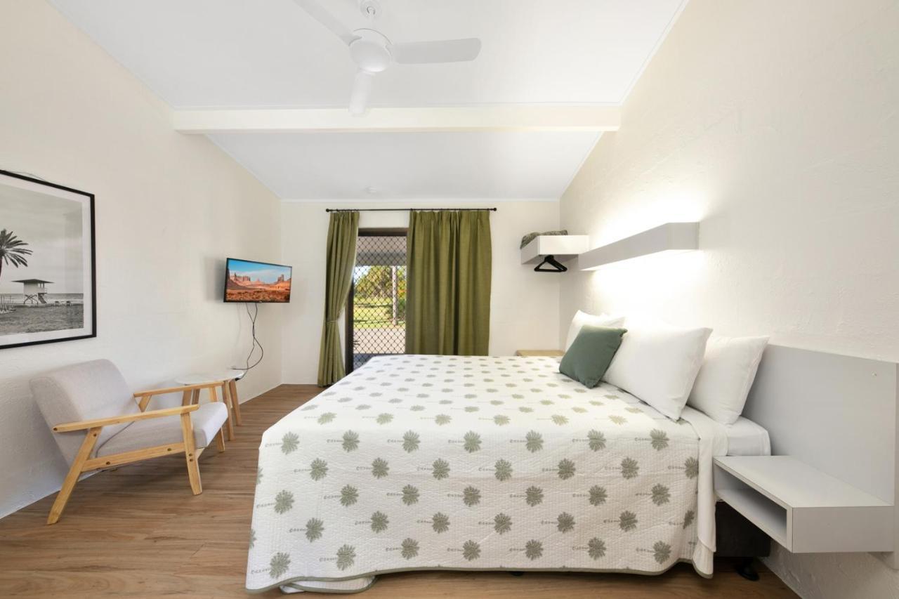 Kinka Palms Motel Yeppoon Ngoại thất bức ảnh