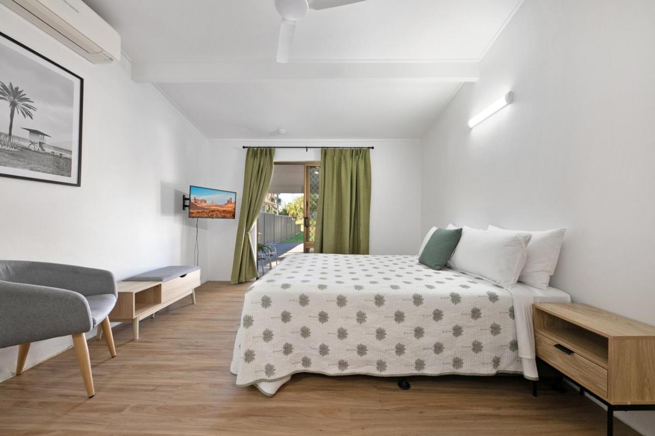 Kinka Palms Motel Yeppoon Ngoại thất bức ảnh