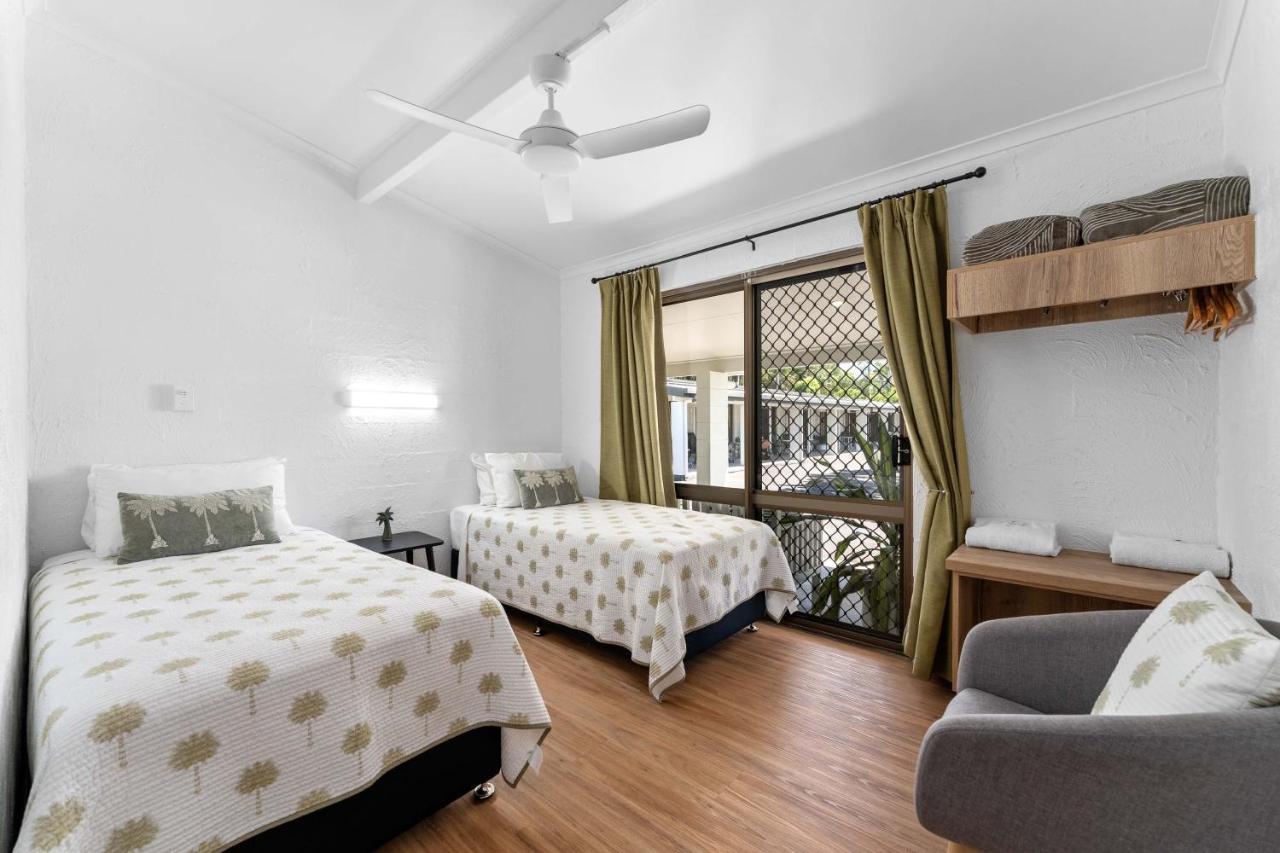 Kinka Palms Motel Yeppoon Ngoại thất bức ảnh