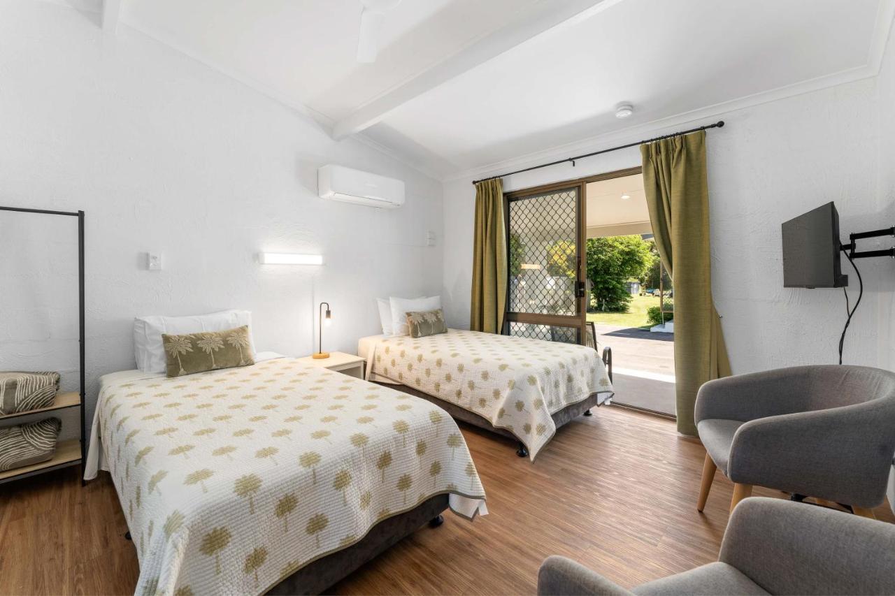 Kinka Palms Motel Yeppoon Ngoại thất bức ảnh