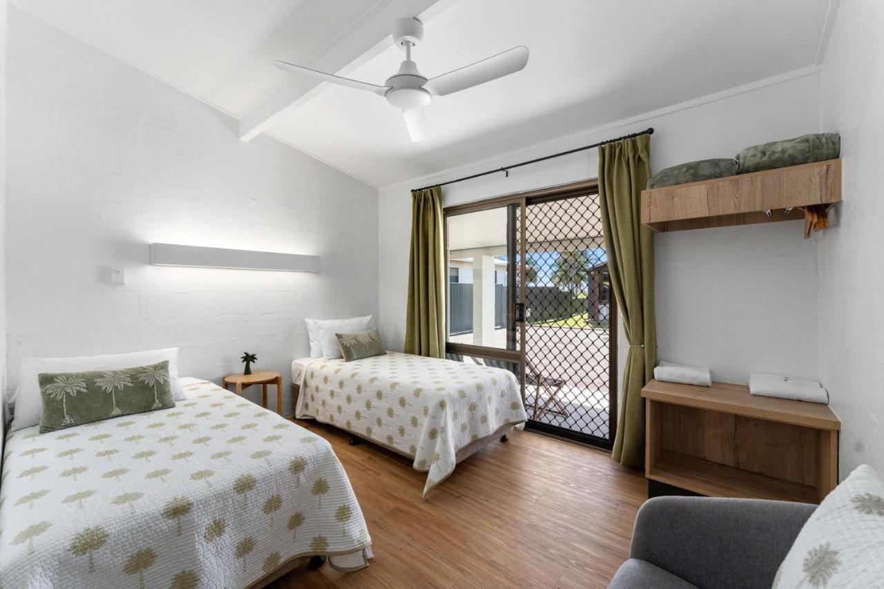 Kinka Palms Motel Yeppoon Ngoại thất bức ảnh
