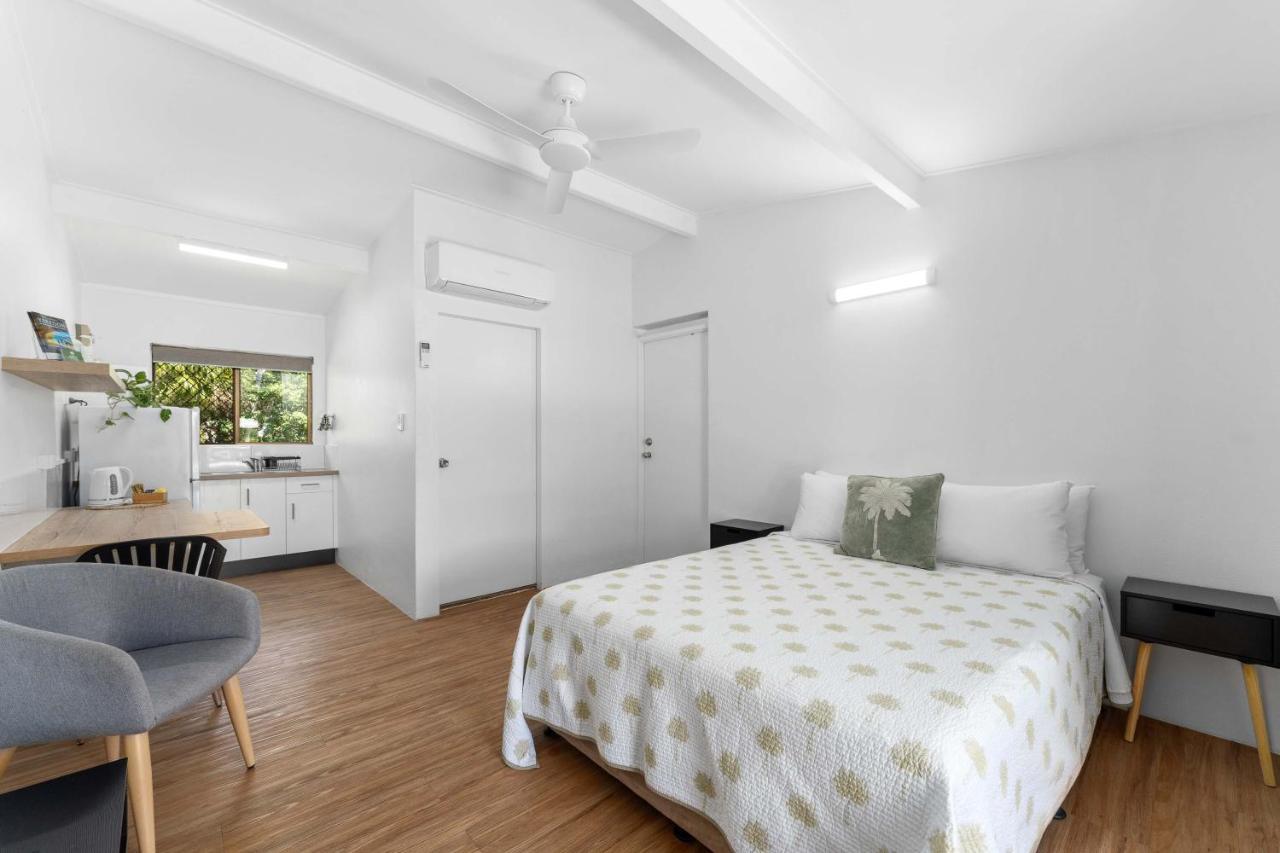 Kinka Palms Motel Yeppoon Ngoại thất bức ảnh