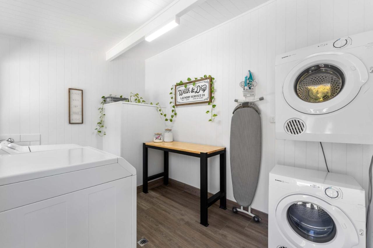 Kinka Palms Motel Yeppoon Ngoại thất bức ảnh